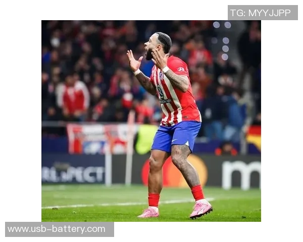 荷兰足球明星德佩的辉煌职业生涯与未来发展展望