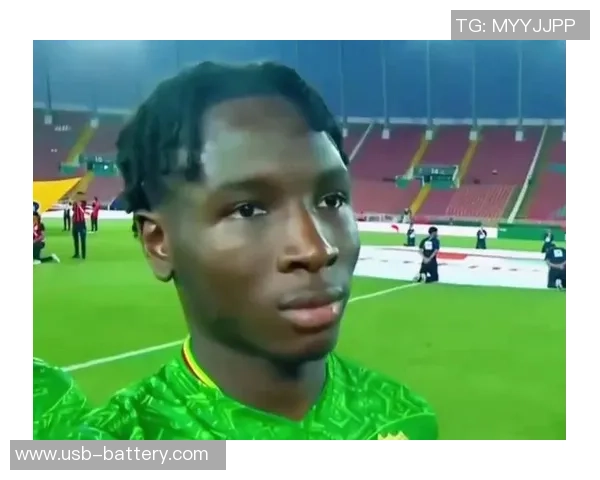 足球明星C罗搞笑瞬间大揭秘让你捧腹大笑的恶搞视频合集